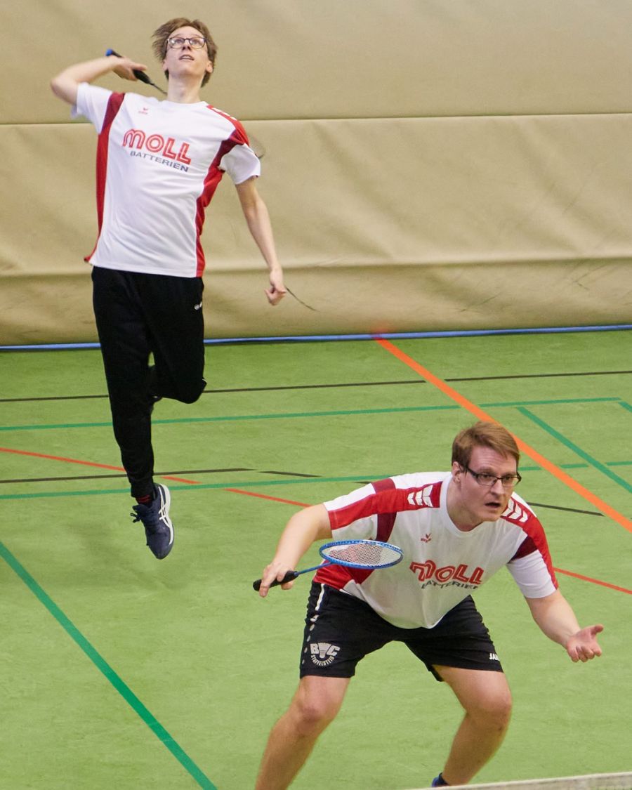 Premiere auf dem Spielfeld: Die neuen Trikots des BC Staffelstein im Einsatz.